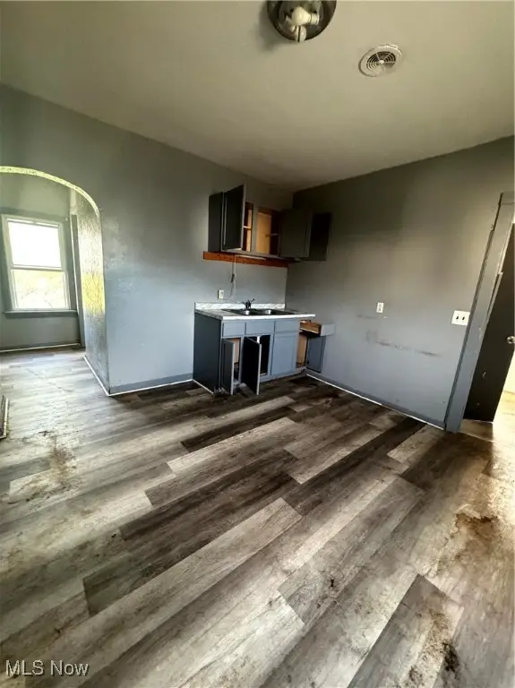 5806 Fleet Avenue, Cleveland, OH 44105 - Image #3