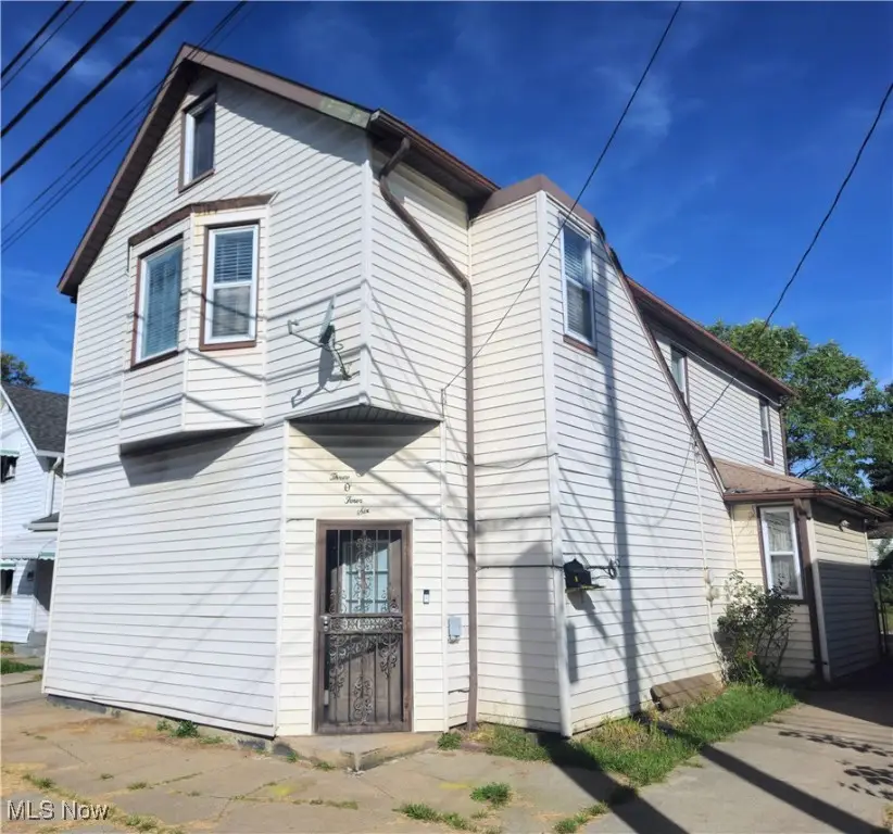 3046 Sackett Avenue, Cleveland, OH 44109 - Image #1