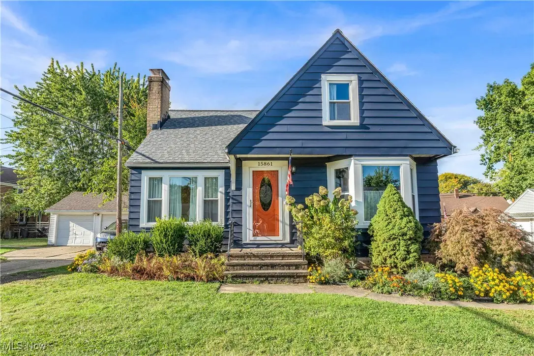 15861 Glenridge Avenue, Middleburg Heights, OH 44130 - Image #1