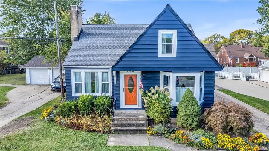 15861 Glenridge Avenue, Middleburg Heights, OH 44130 - Image #2