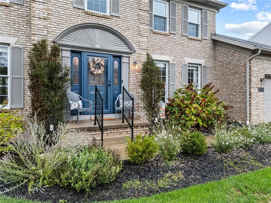 5845 Royal Hill Ne Circle, Canton, OH 44721 - Image #2