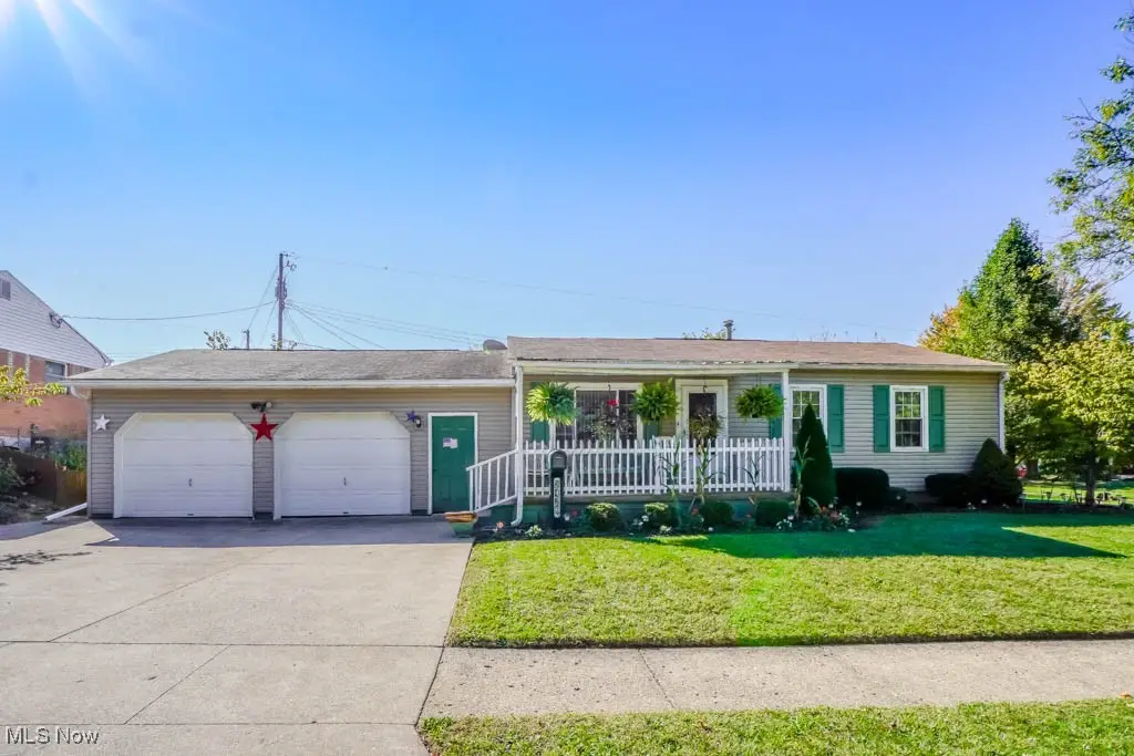 2426 40th Ne Street, Canton, OH 44705 - Image #1