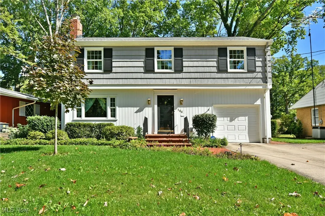 564 Adelaide Ne Avenue, Warren, OH 44483 - Image #1