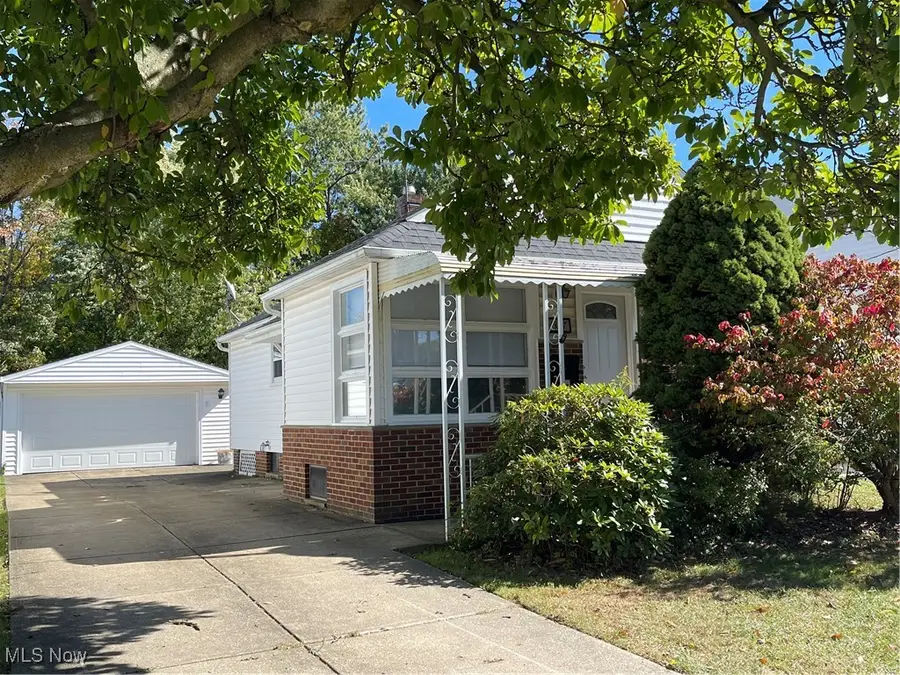 1337 Elmwood Road, Mayfield Heights, OH 44124 - Image #2