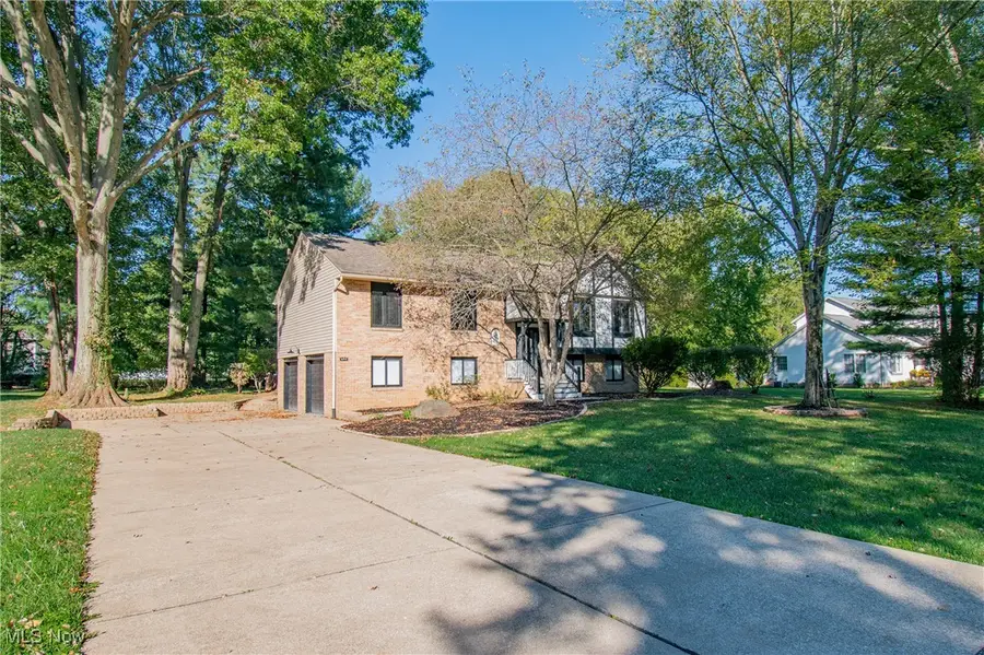 6519 Lorraine Nw Avenue, Massillon, OH 44646 - Image #2