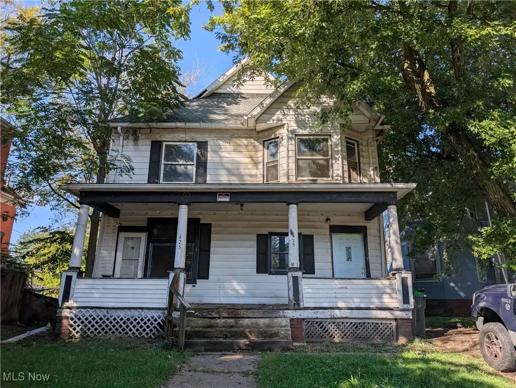 425 Fulton Nw Drive, Canton, OH 44703 - Image #1