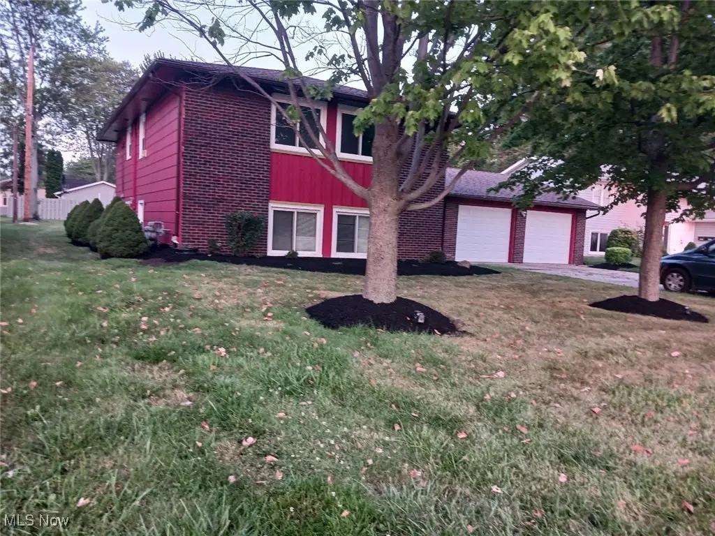 4323 Marshall Avenue, Lorain, OH 44053 - #1