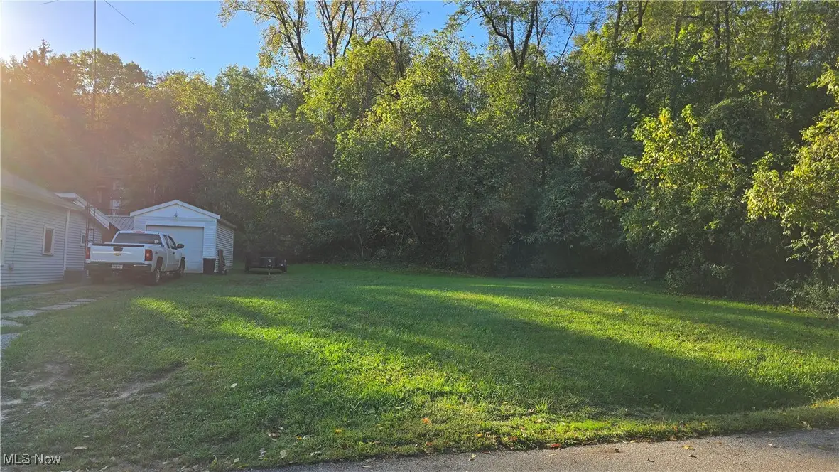 807 Locust Street, Parkersburg, WV 26101 - Image #1