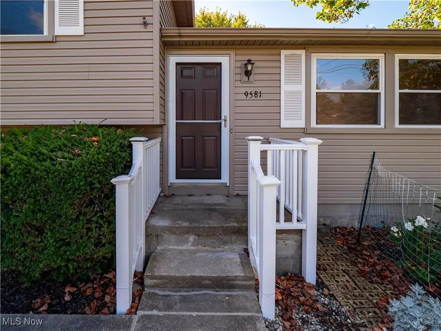 9581 Tilby Road, North Royalton, OH 44133 - Image #3