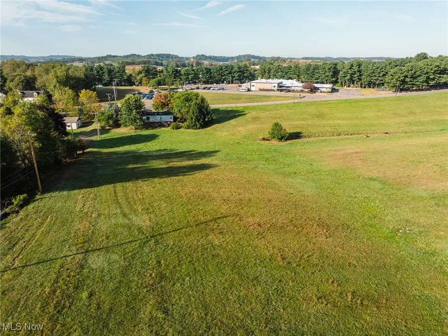 W Main St, Sugarcreek, OH 44681 - Image #3