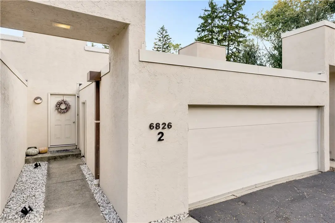6826 Old Royalton Road #2, Brecksville, OH 44141 - Image #1