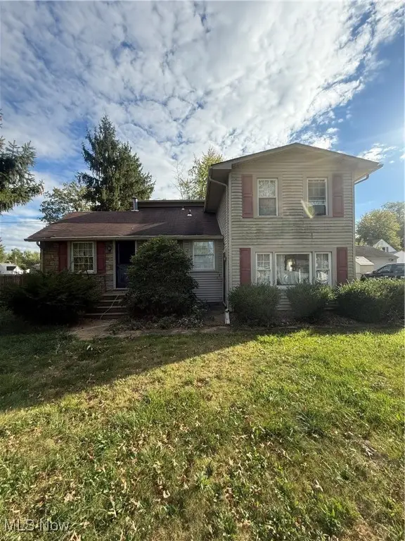1945 Norwood Nw Street, Warren, OH 44485
