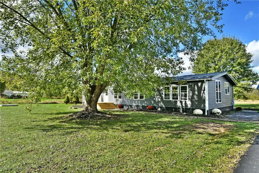 4448 Mcconnell East Road, Southington, OH 44470 - Image #3