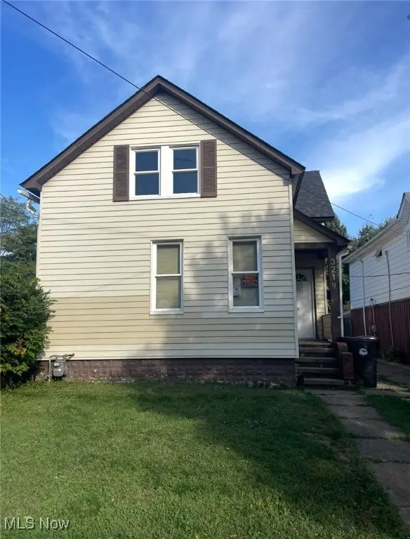 3219 W 33rd Street, Cleveland, OH 44109 - Image #1