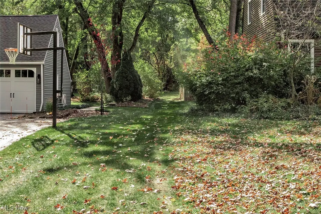 V/l Holton, Olmsted Falls, OH 44138 - Image #1