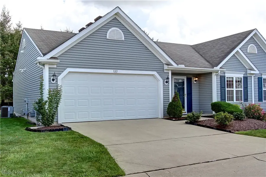 327 Breckenridge Oval, Elyria, OH 44035 - Image #2