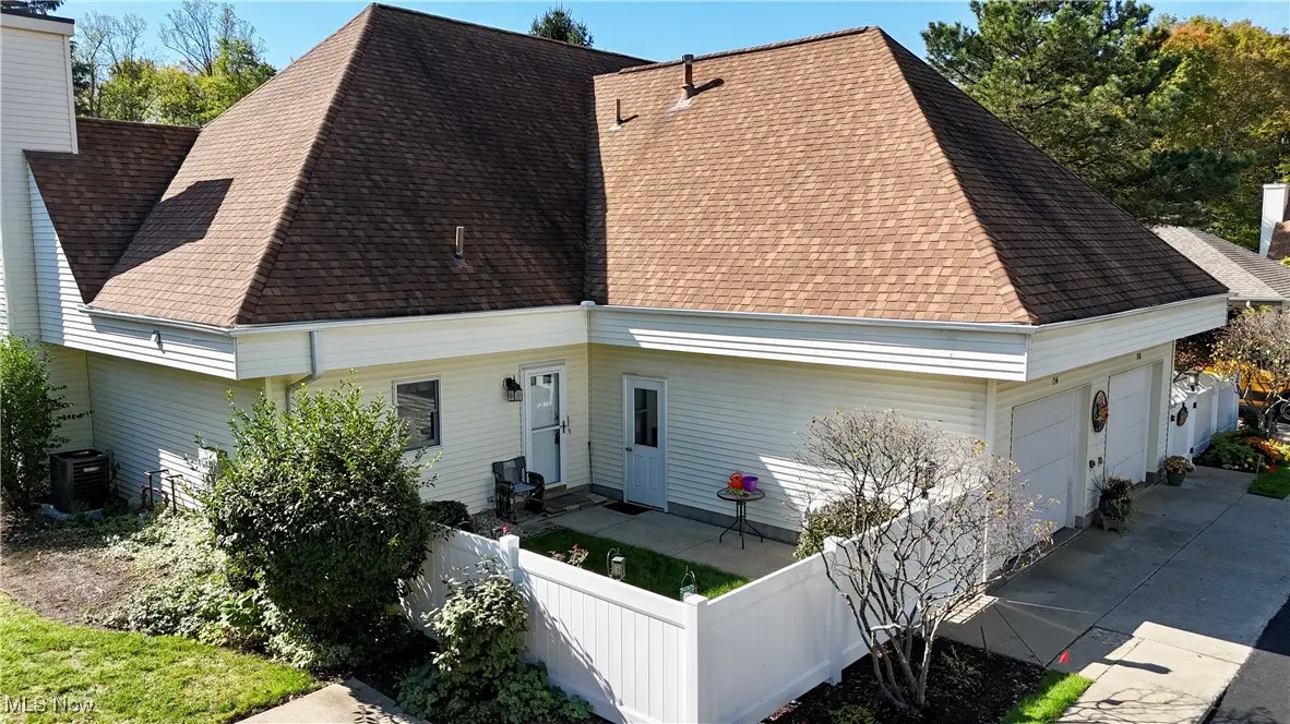 154 Michael Lane, Cuyahoga Falls, OH 44223 - Image #1