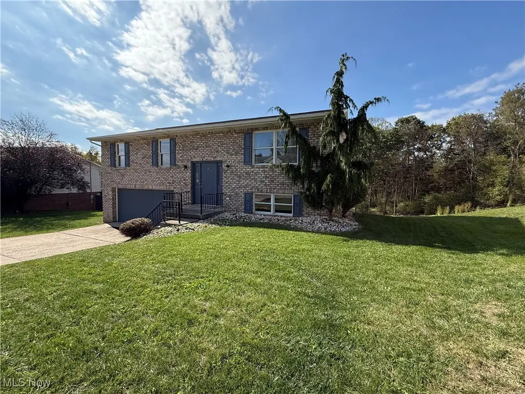 3233 Saint Charles Drive, Steubenville, OH 43952 - Image #1