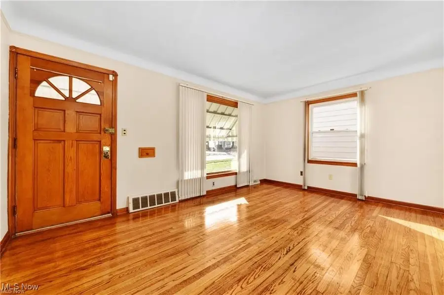 13009 Orme Road, Garfield Heights, OH 44125 - Image #3