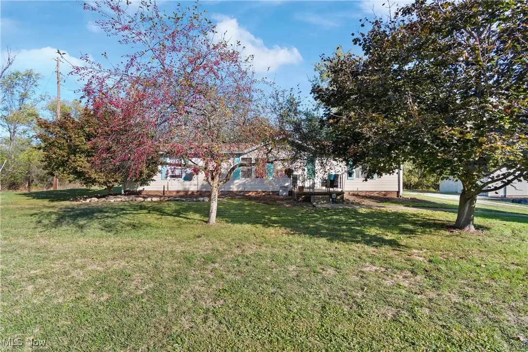 3509 38th Nw Street, Canton, OH 44718 - #1