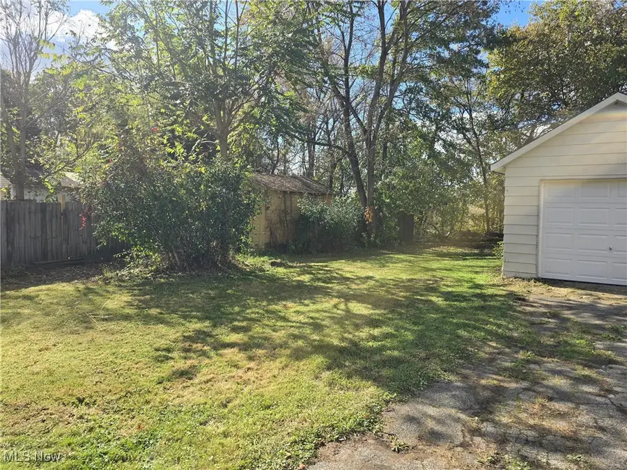 598 Cassius Avenue, Youngstown, OH 44505 - Image #3