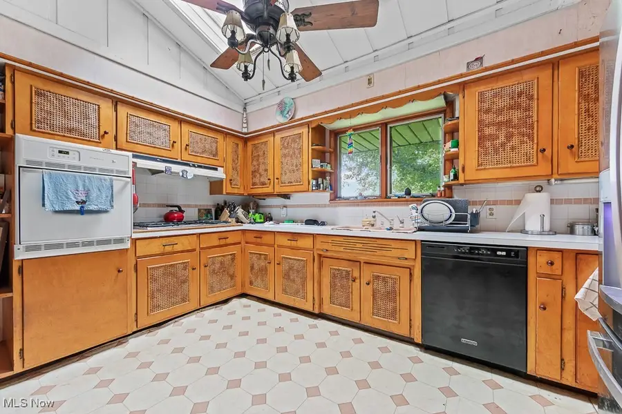 3999 Stimson Road, Norton, OH 44203 - Image #3