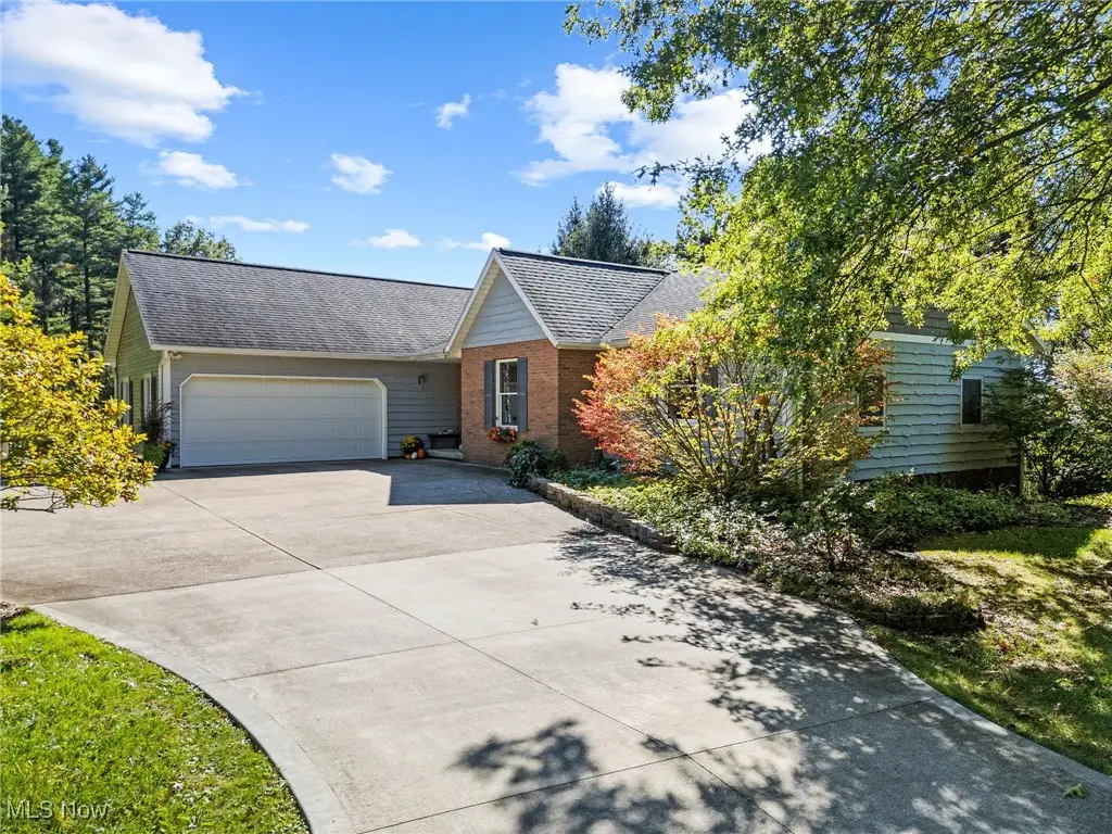 892 N Orchard Ne Road, Bolivar, OH 44612 - Image #1