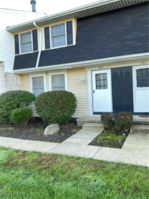 1938 Higby Drive, Stow, OH 44224 - Image #1