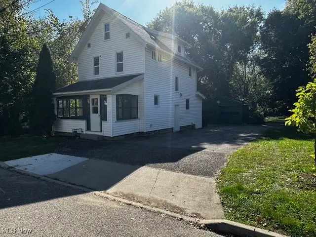 230 Helen Avenue, Akron, OH 44310 - Image #2