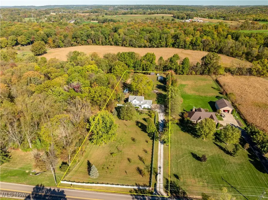 15497 Marshallville Nw Street, Canal Fulton, OH 44614 - Image #3