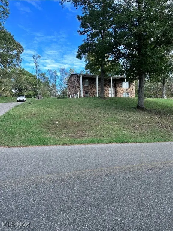 655 Ridgewood Boulevard, Belpre, OH 45714