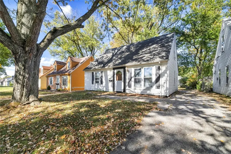 18614 Homeway Road, Cleveland, OH 44135 - Image #3