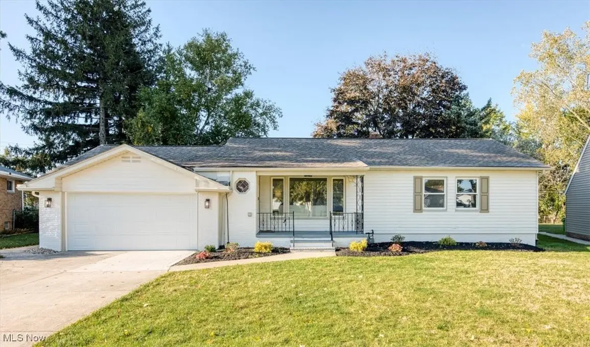 4532 S Frontenac Drive, Warrensville Heights, OH 44128 - Image #1