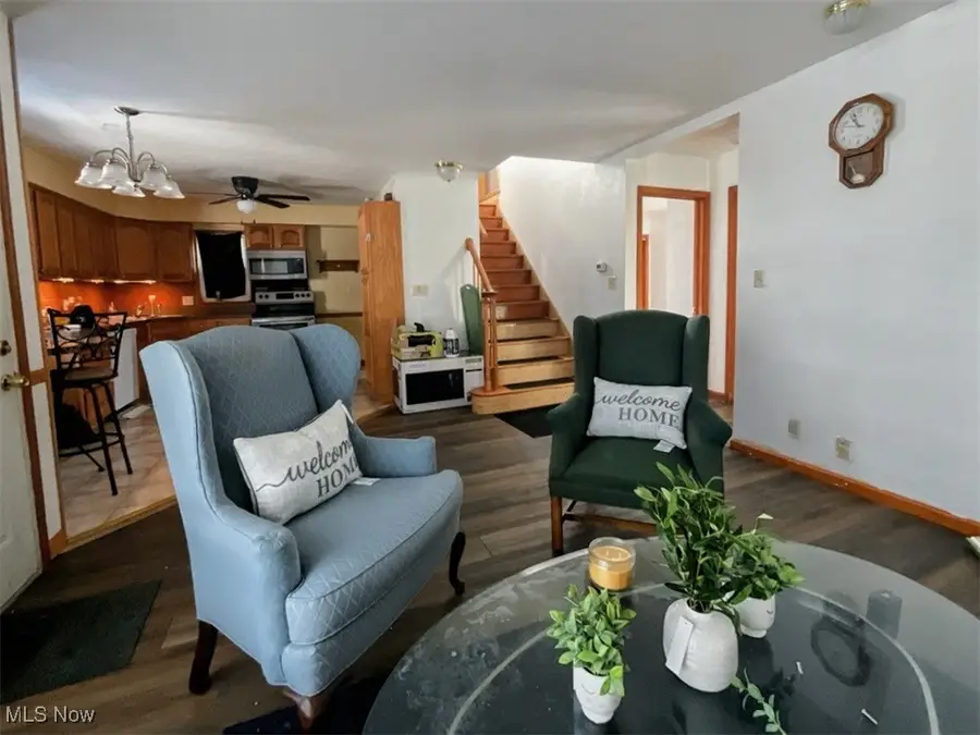 276 E 317 Street, Willowick, OH 44095 - Image #2