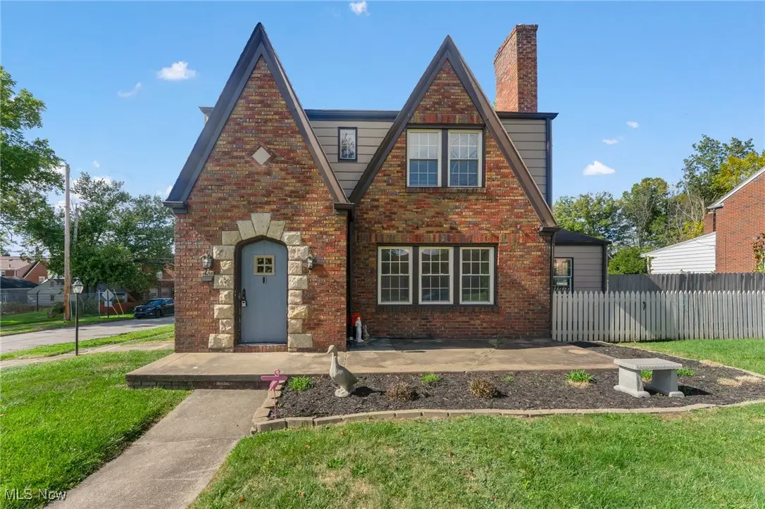 4038 Sunset Boulevard, Youngstown, OH 44512 - Image #1