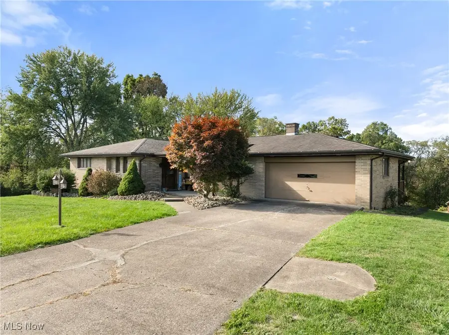 567 Sealock Avenue, Steubenville, OH 43952 - Image #2