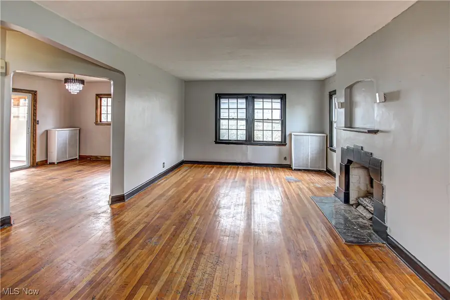 3092 Becket Road, Cleveland, OH 44120 - Image #2