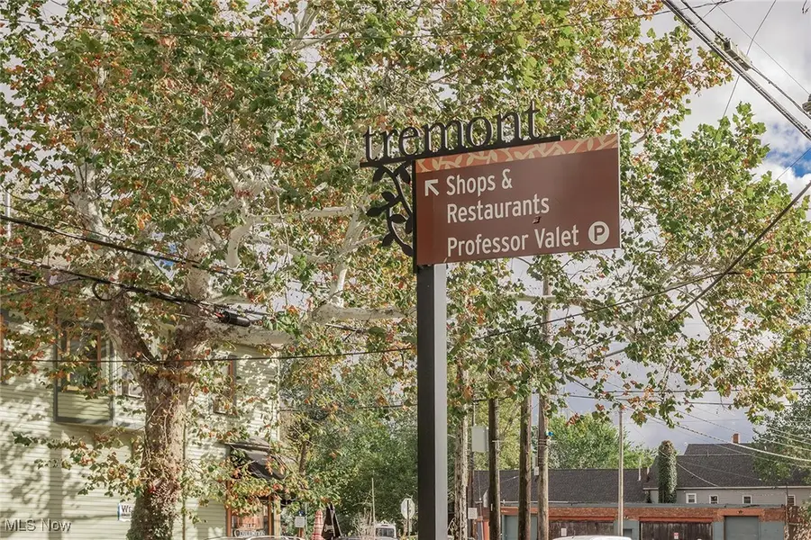 1004 Fairfield Avenue, Cleveland, OH 44113 - Image #3