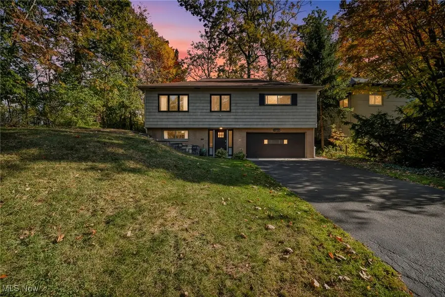 4056 Meadowbrook Boulevard, University Heights, OH 44118 - Image #2