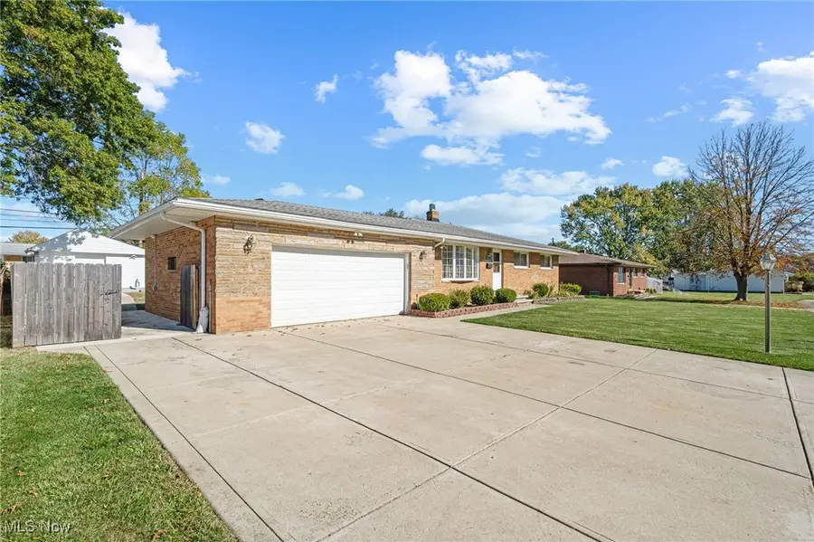 10260 Terrace Court, Parma, OH 44130 - Image #2