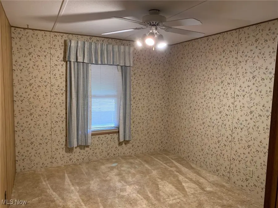 27 Sycamore Drive, Olmsted Township, OH 44138 - Image #3