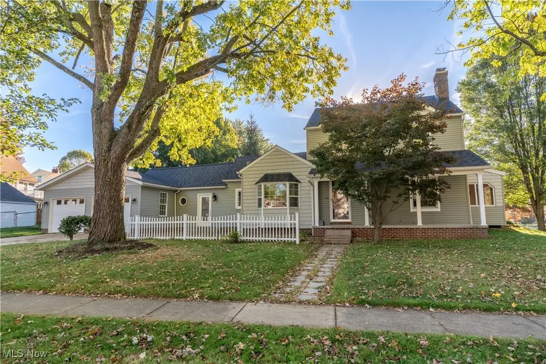 1663 24th Street, Cuyahoga Falls, OH 44223 - #1