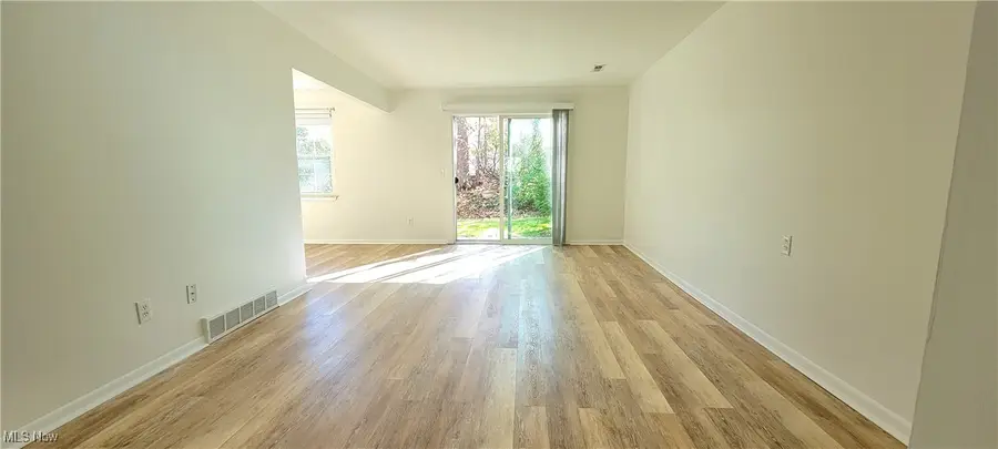 1780 Rolling Hills Drive #B, Twinsburg, OH 44087 - Image #3