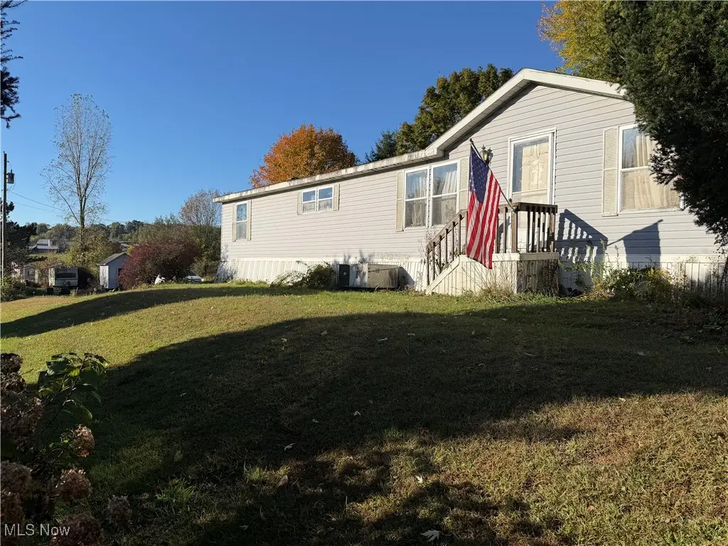 8515 Alabama Sw Avenue, Navarre, OH 44662 - Image #1