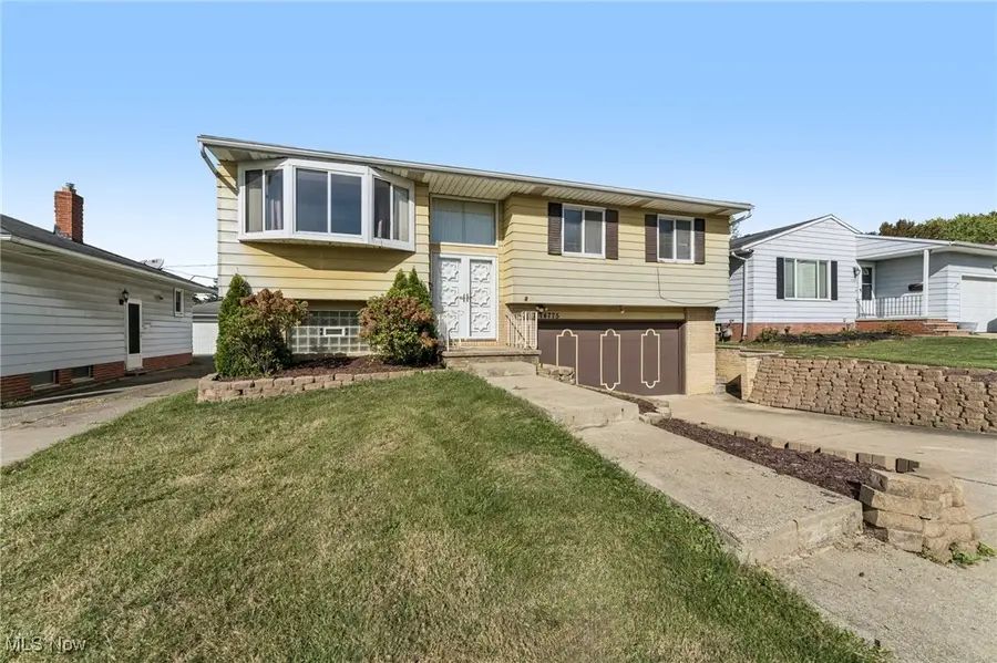 14775 Lisa Drive, Maple Heights, OH 44137 - Image #2