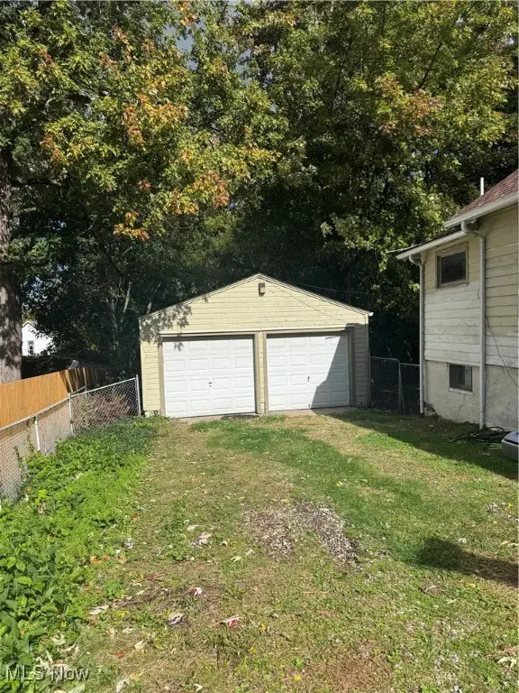 211 W 58th Street, Ashtabula, OH 44004 - Image #2