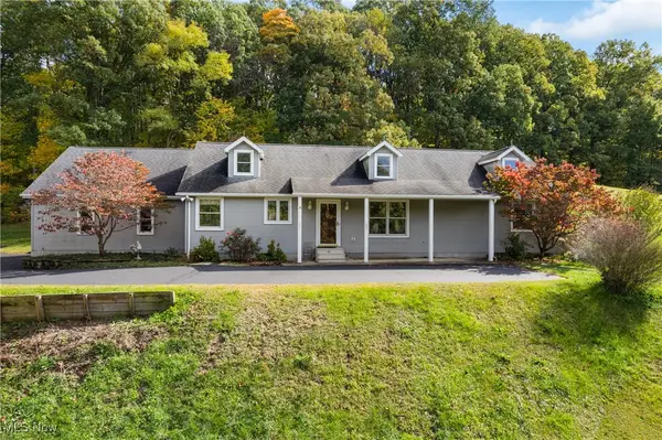 9732 Erie Sw Avenue, Beach City, OH 44608