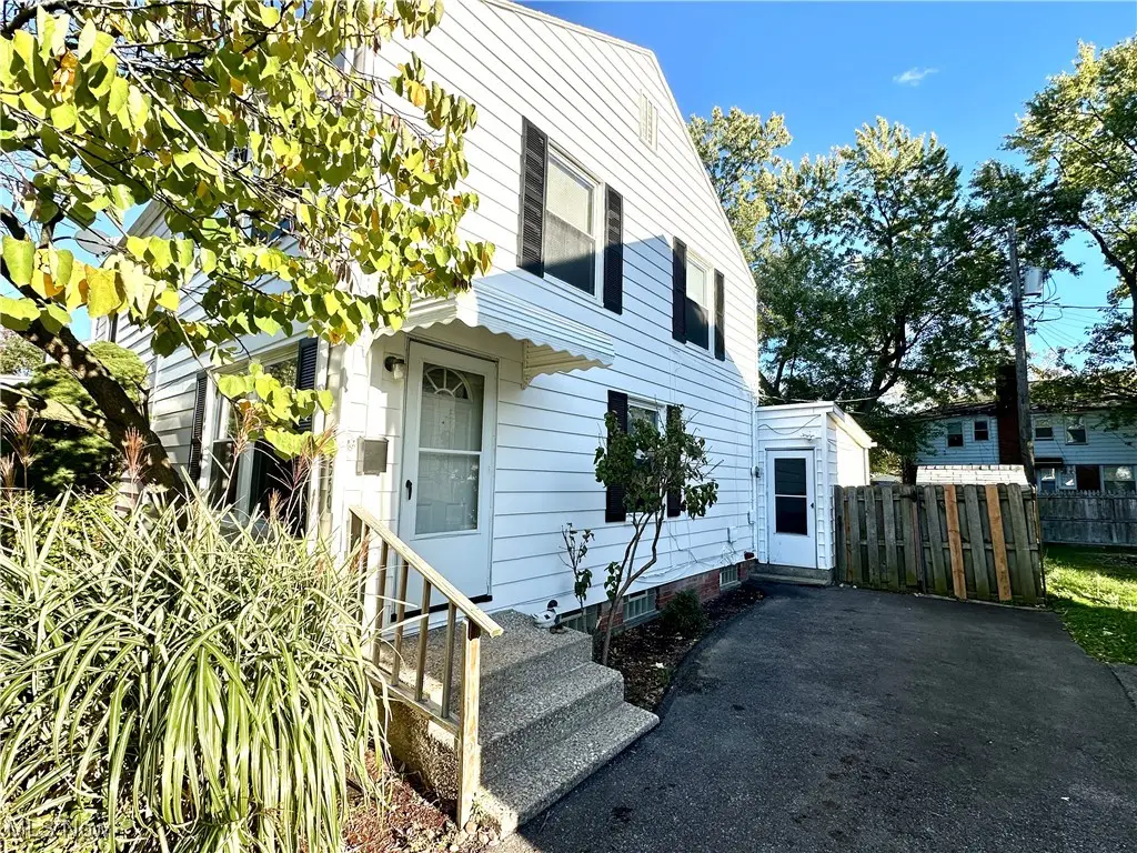 25550 Tungsten Road, Euclid, OH 44132 - Image #1