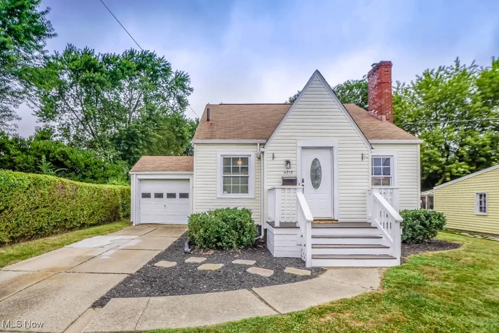 4315 4th Nw Street, Canton, OH 44708 - #1