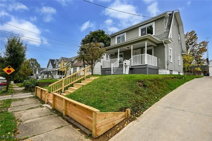 1074 Linden Avenue, Akron, OH 44310 - Image #3